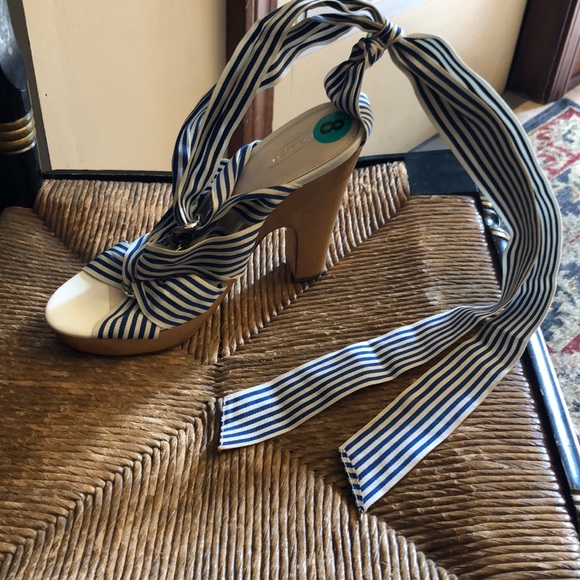 New COACH heels - Picture 1 of 7